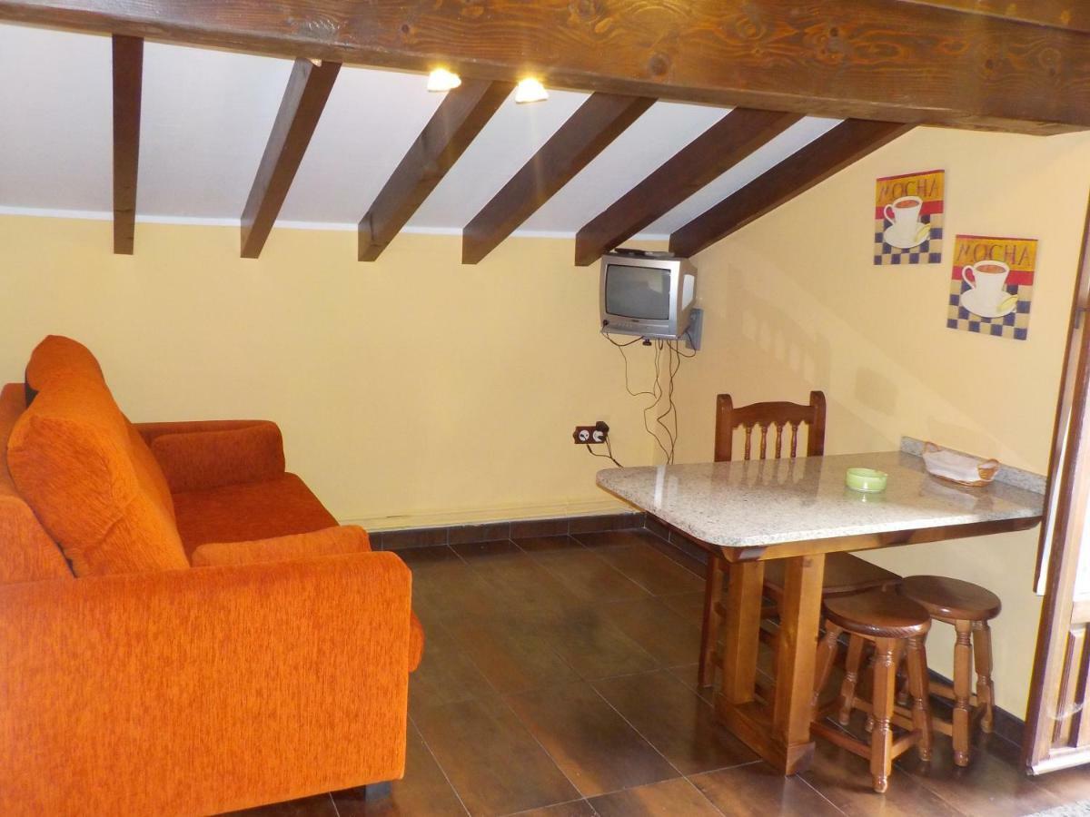 Apartamentos Rurales La Husteriza Ruenes Exterior foto